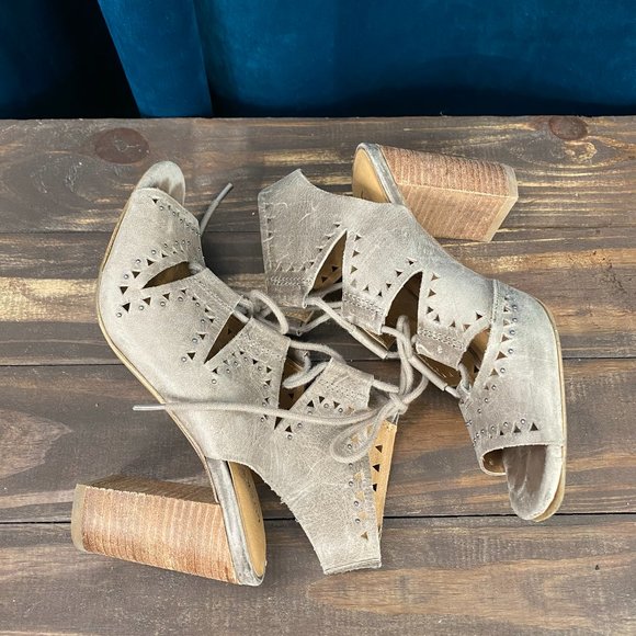 Lucky Brand Tafia Ghillie Lace Up Sandal - Picture 7 of 10